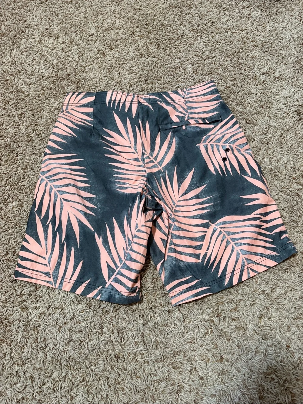 American Eagle Palm Swim Trunk 10” men’s size small NWOT